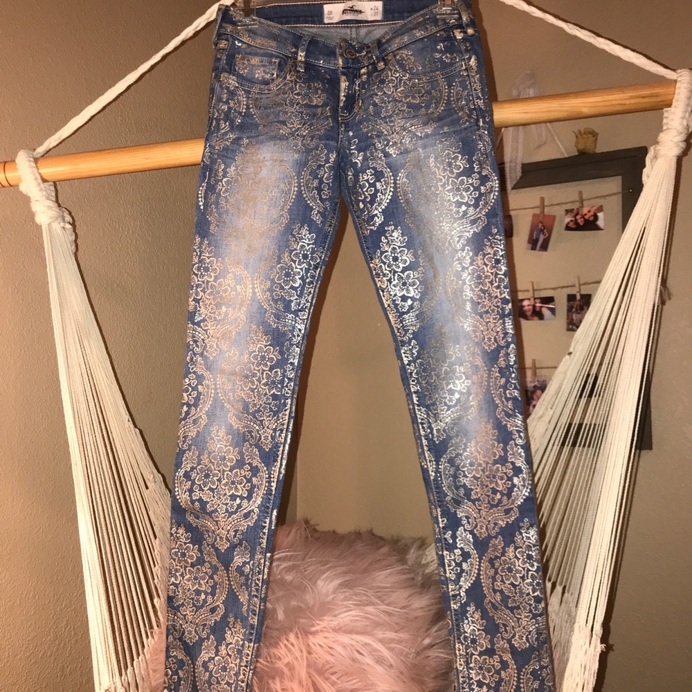 Women’s jeans